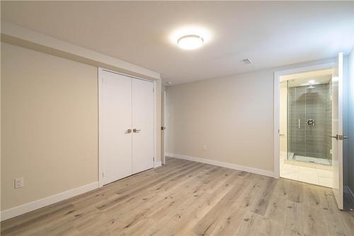 196 Upper Paradise Road|Unit #2, Hamilton, ON - Indoor Photo Showing Other Room