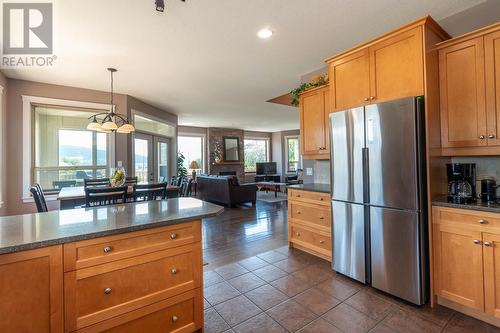 553 Mt. Ida Drive, Coldstream, BC - Indoor Photo Showing Kitchen With Stainless Steel Kitchen