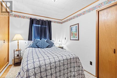 312188 Highway 6, West Grey, ON - Indoor Photo Showing Bedroom