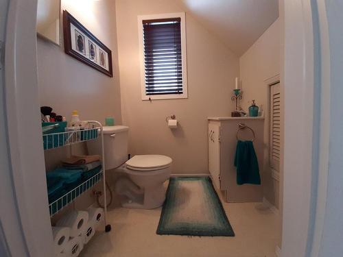 Powder room - 263  - 265 Route 101 S., Duhamel-Ouest, QC - Indoor Photo Showing Bathroom