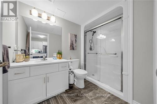 315 - 2605 Binbrook Road, Hamilton, ON - Indoor Photo Showing Bathroom