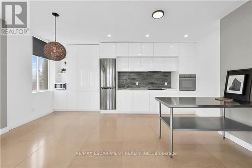 702 - 36 James Street S, Hamilton, ON - Indoor Photo Showing Kitchen With Upgraded Kitchen