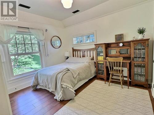 4503 Briggs Road, Vernon, BC - Indoor Photo Showing Bedroom
