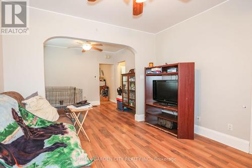 21 Trapnell St, St. Catharines, ON - Indoor