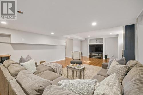 1013 Ontario Street, Cobourg, ON - Indoor Photo Showing Living Room