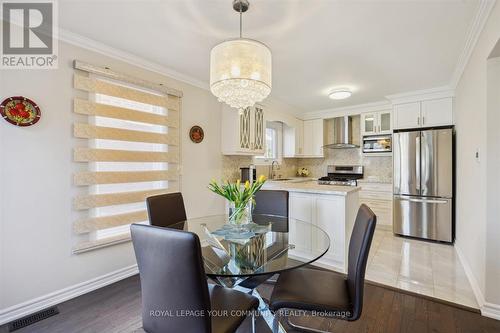 152 Greenock Dr, Vaughan, ON - Indoor Photo Showing Dining Room