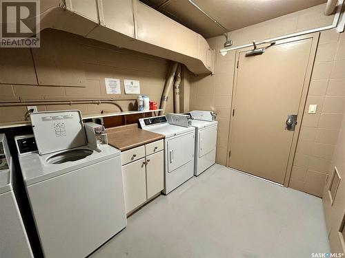 105 1223 7Th Avenue N, Saskatoon, SK - Indoor Photo Showing Laundry Room