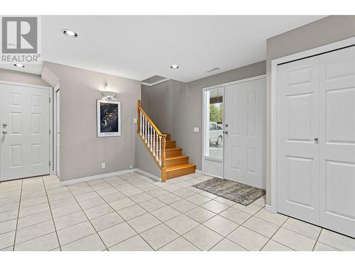 2546 Centennial Drive, Blind Bay, BC - Indoor Photo Showing Other Room