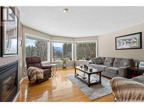 2546 Centennial Drive, Blind Bay, BC - Indoor Photo Showing Living Room With Fireplace