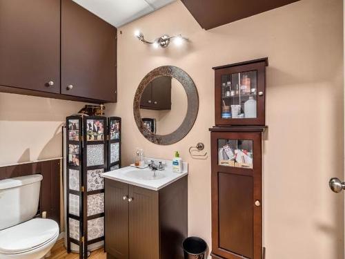 34-700 Collingwood Drive, Kamloops, BC - Indoor Photo Showing Bathroom