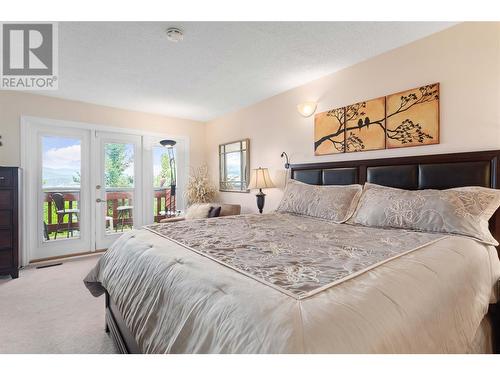 1340 Gibson Road, Kelowna, BC - Indoor Photo Showing Bedroom