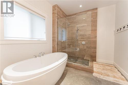 1154 Wilkinson Road, Haliburton, ON - Indoor Photo Showing Bathroom