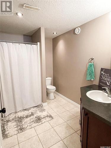 6 Morin Crescent, Meadow Lake, SK - Indoor Photo Showing Bathroom