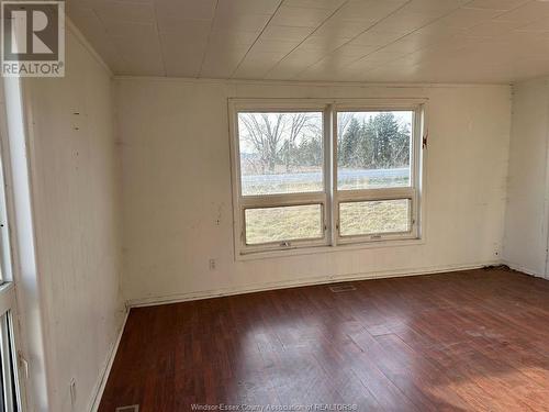 2744 County Rd 31, Lakeshore, ON - Indoor Photo Showing Other Room