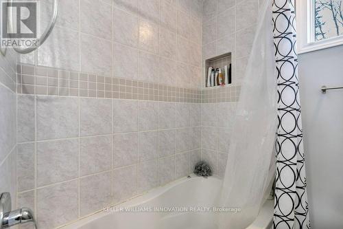 680204 Siderd 30 Road, Chatsworth, ON - Indoor Photo Showing Bathroom