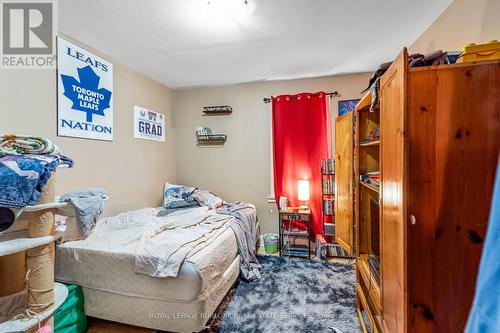 305 Scholfield Ave S, Welland, ON - Indoor Photo Showing Bedroom