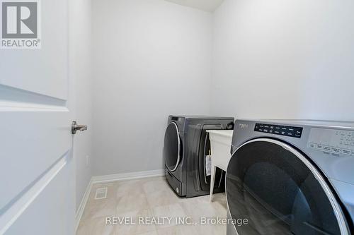7475 Sherrilee Crescent, Niagara Falls, ON - Indoor Photo Showing Laundry Room