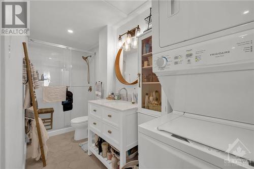 325 Hinchey Avenue, Ottawa, ON - Indoor Photo Showing Laundry Room