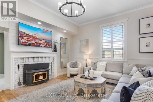 20 Mill Pond Dr, Halton Hills, ON - Indoor Photo Showing Living Room With Fireplace