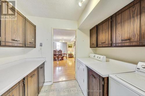 #158 -1250 Mississauga Valley Blvd, Mississauga, ON - Indoor Photo Showing Laundry Room