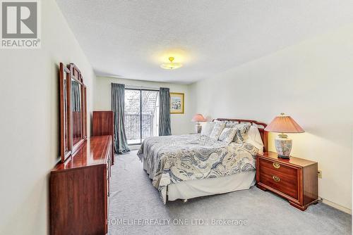 #158 -1250 Mississauga Valley Blvd, Mississauga, ON - Indoor Photo Showing Bedroom