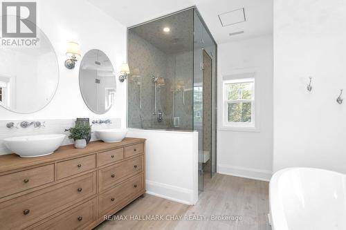 395 Eastdale Dr, Wasaga Beach, ON - Indoor Photo Showing Bathroom