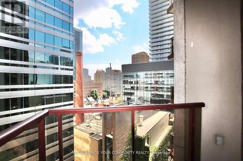 #909 -85 Bloor St E, Toronto, ON - Outdoor With Balcony