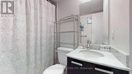 #720 -36 Lisgar St, Toronto, ON - Indoor Photo Showing Bathroom