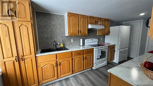 5000 Route 120, Lac Baker, NB - Indoor Photo Showing Kitchen With Double Sink