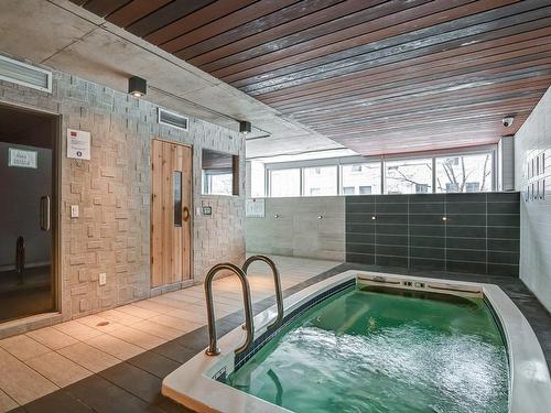 Sauna - 627-950 Rue Notre-Dame O., Montréal (Le Sud-Ouest), QC - Indoor Photo Showing Other Room With In Ground Pool