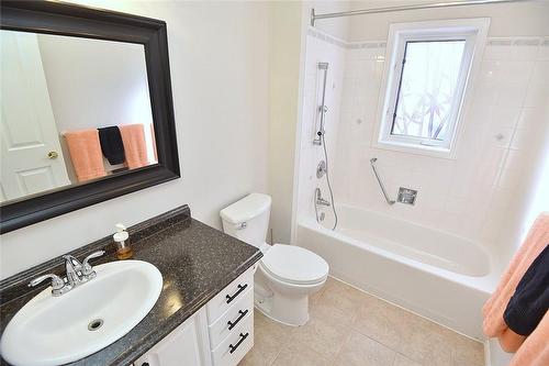 88 White Bark Way, Belwood, ON - Indoor Photo Showing Bathroom