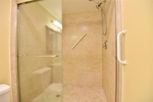 88 White Bark Way, Belwood, ON - Indoor Photo Showing Bathroom