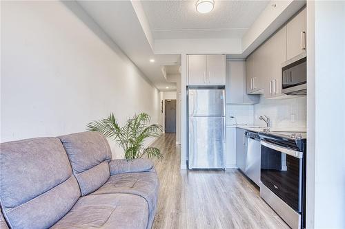 15 Queen Street S|Unit #603, Hamilton, ON - Indoor Photo Showing Kitchen With Stainless Steel Kitchen