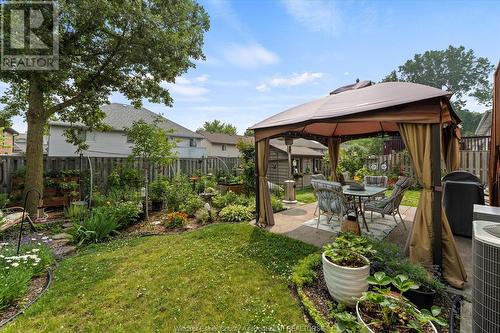 2346 Northway Avenue, Windsor, ON - Outdoor With Backyard