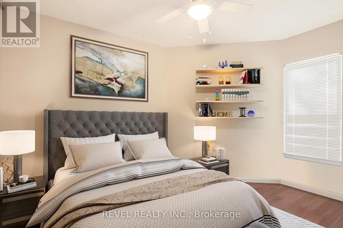 #204 -4 Heritage Way, Kawartha Lakes, ON - Indoor Photo Showing Bedroom