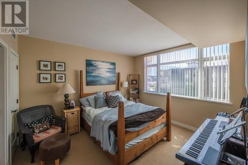 160 Lakeshore Drive Unit# 304, Penticton, BC - Indoor Photo Showing Bedroom