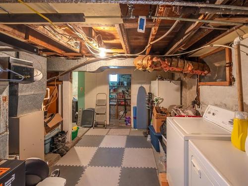 541 Eastside Road, Okanagan Falls, BC - Indoor Photo Showing Laundry Room
