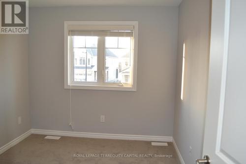 147 Unity Pl, Ottawa, ON - Indoor Photo Showing Other Room