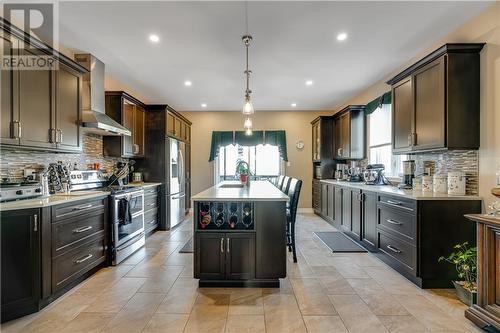 13 Eleanor Drive, Long Sault, ON - Indoor Photo Showing Kitchen With Upgraded Kitchen