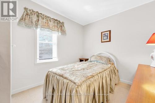 23 Bannockburn Road, Madoc, ON - Indoor Photo Showing Bedroom