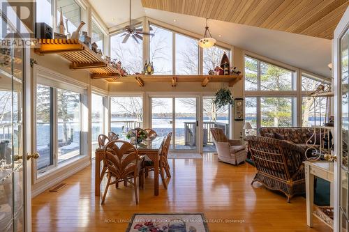 2612 Baguley Rd, Severn, ON - Indoor Photo Showing Dining Room