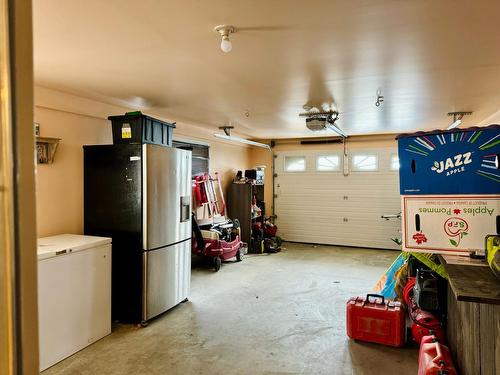 414 11Th Avenue S, Cranbrook, BC - Indoor Photo Showing Garage