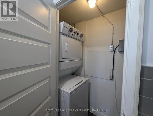 581 Strasburg Road, Kitchener, ON - Indoor Photo Showing Laundry Room
