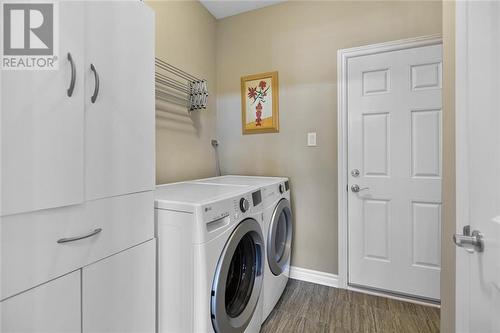 116 Blackhorse Drive, Kemptville, ON - Indoor Photo Showing Laundry Room