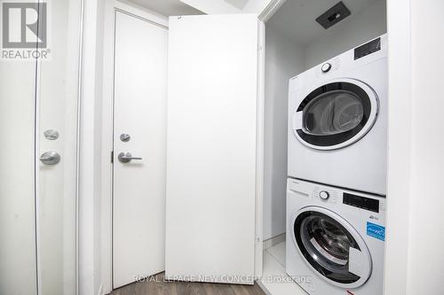 #3506 -898 Portage Pkwy, Vaughan, ON - Indoor Photo Showing Laundry Room