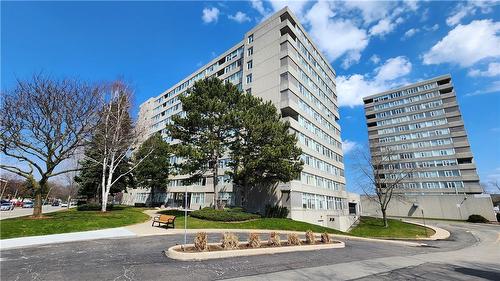 Penthouse Corner Suite with Lake Views - 30 Harrisford Street|Unit #1001, Hamilton, ON - Outdoor With Facade