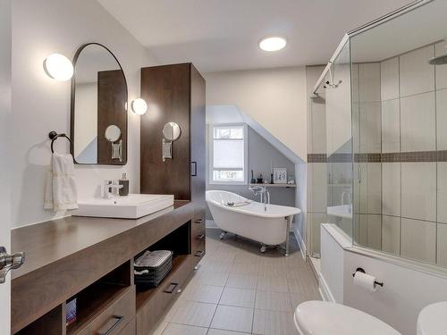 Salle de bains - 82  - 82B Rue Des Sulpiciens, L'Épiphanie, QC - Indoor Photo Showing Bathroom