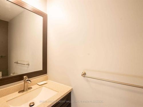 123 Napoleon Crt, London, ON - Indoor Photo Showing Bathroom