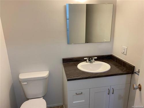 306-7450 Rupert St, Port Hardy, BC - Indoor Photo Showing Bathroom