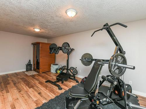 4-2475 Mansfield Dr, Courtenay, BC - Indoor Photo Showing Gym Room